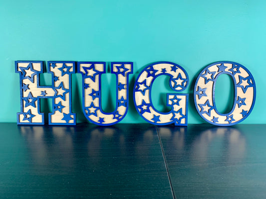 Lettre personnalisée en bois - Motif étoile